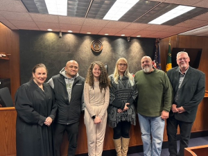 Veteran Court Graduation (from left Judge Grant, Mo, Damjana from State Rep Brenda Carter's office & 3 Graduates)